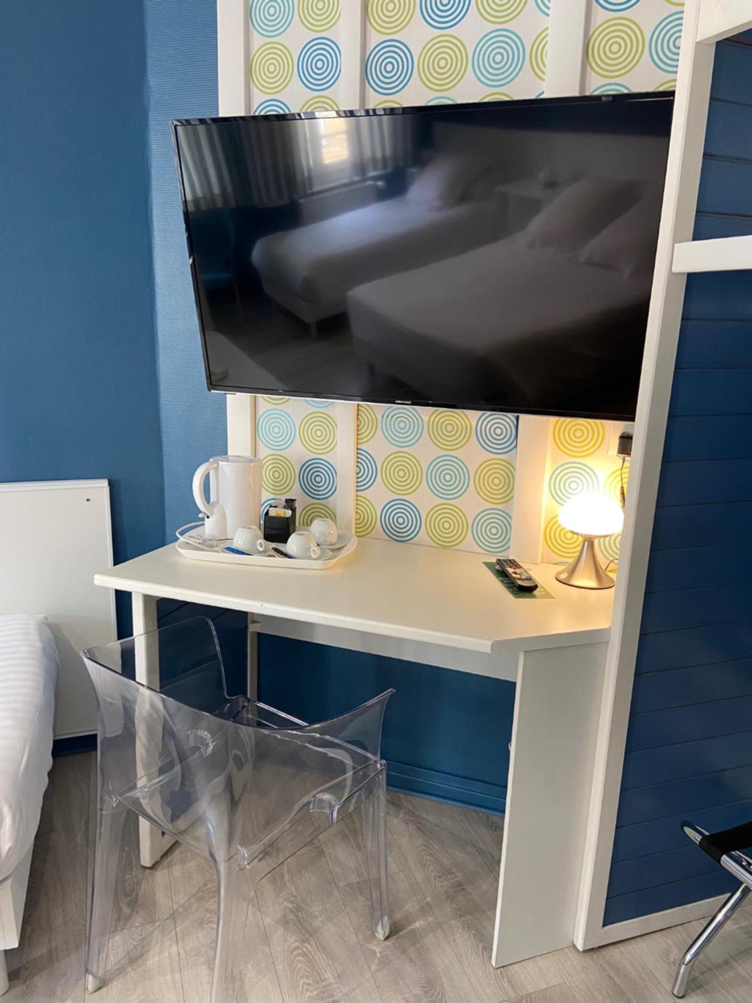 Hotel Le Pelican Charleville-Mézières المظهر الخارجي الصورة