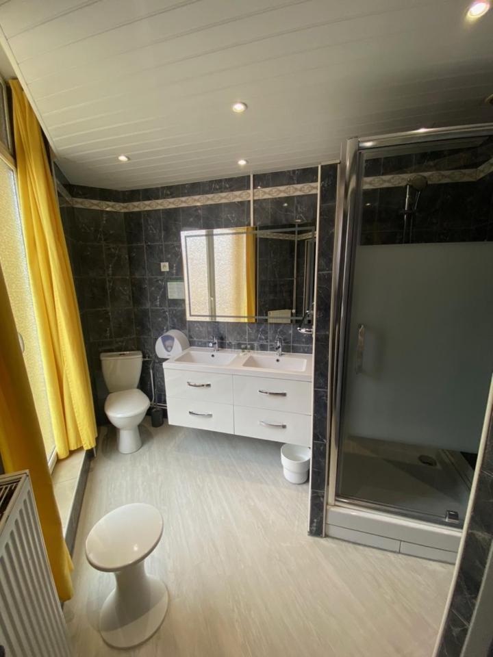 Hotel Le Pelican Charleville-Mézières المظهر الخارجي الصورة